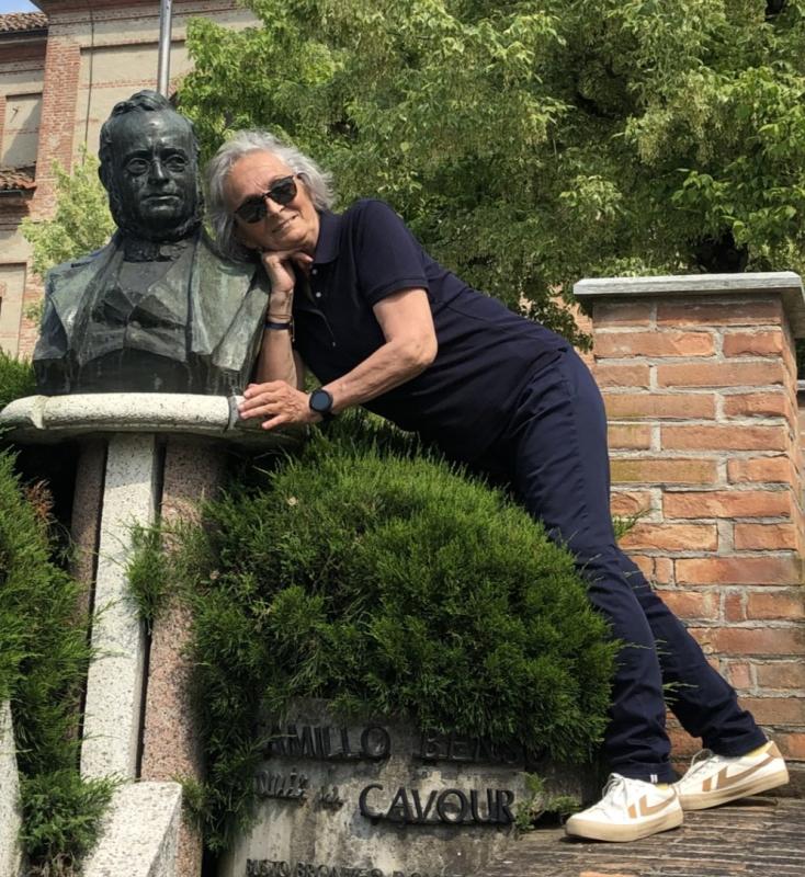 Asiya uploaded   158  day/s  ago