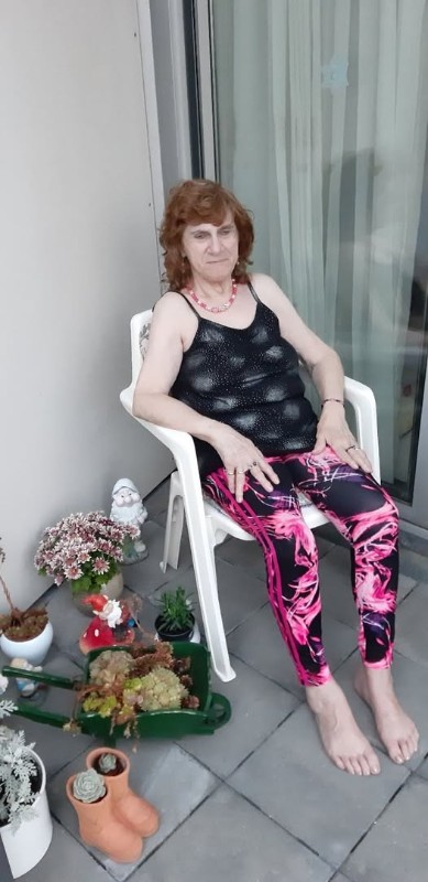 erna63 uploaded   261  day/s  ago