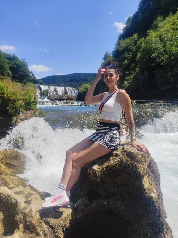 zoza1958 uploaded   233  day/s  ago