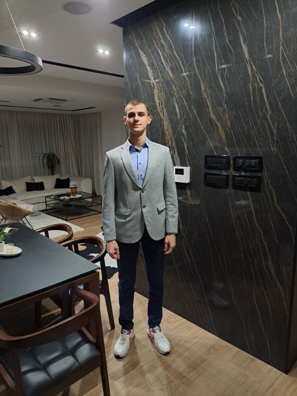 zoza1958 uploaded   226  day/s  ago