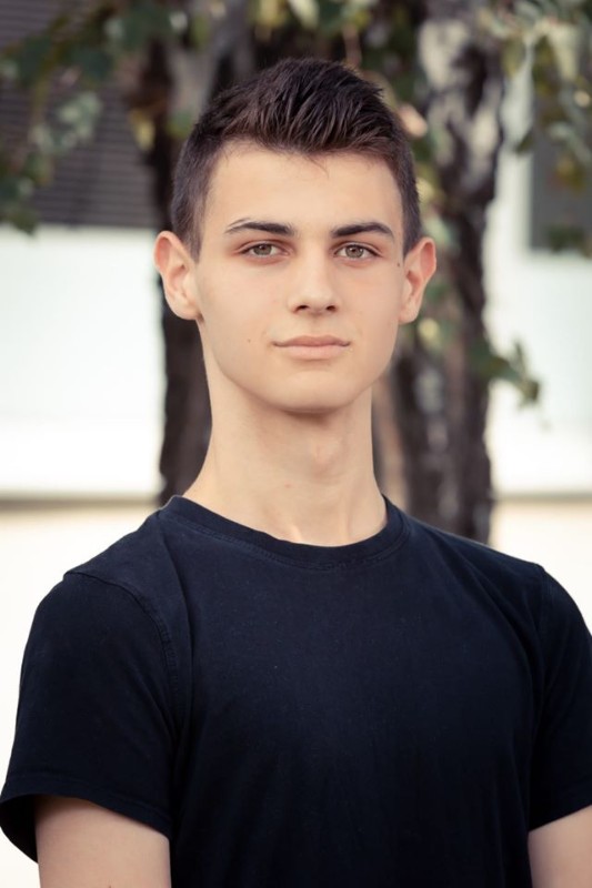 zoza1958 uploaded   226  day/s  ago